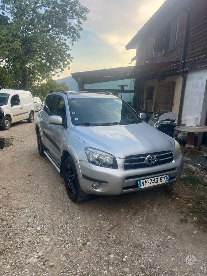 Toyota RAV4 2007 — авто для ЗСУ з Європи