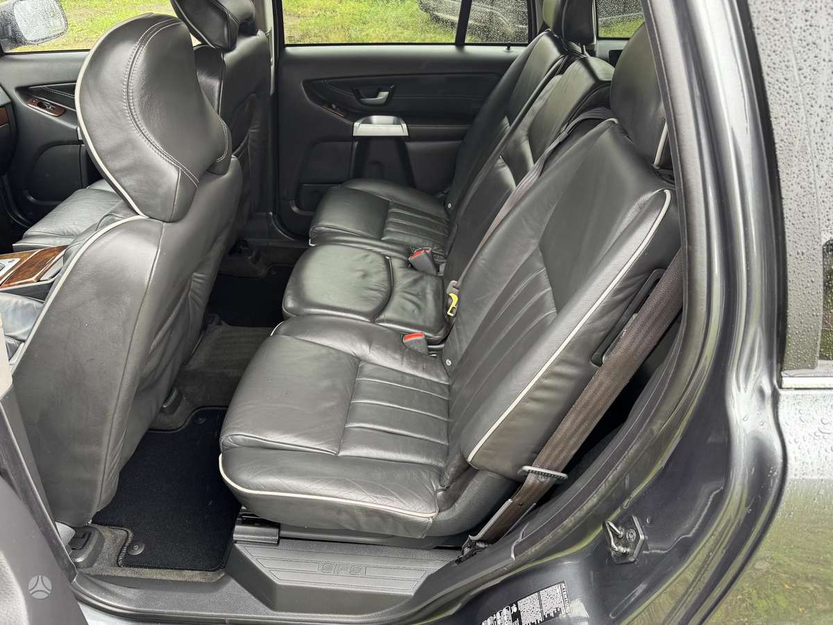 Volvo XC90 2004 — photo 10