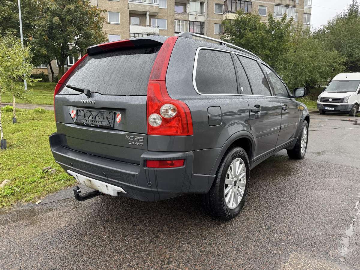 Volvo XC90 2004 — photo 5