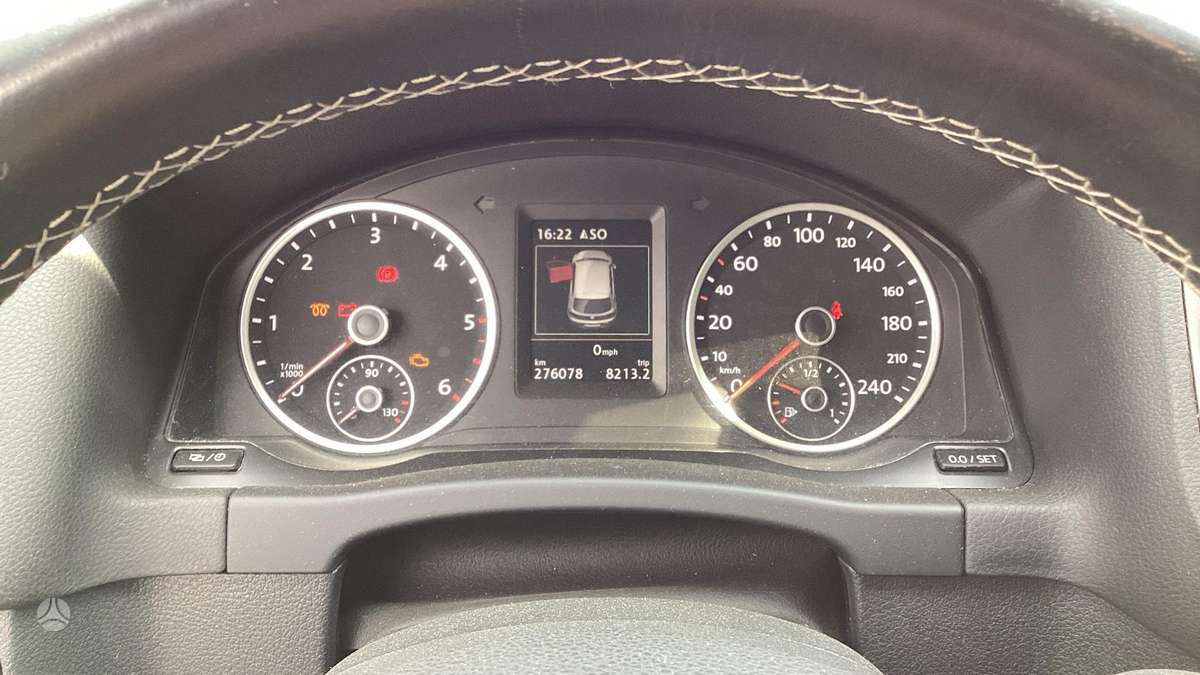 Volkswagen Tiguan 2015 — photo 11