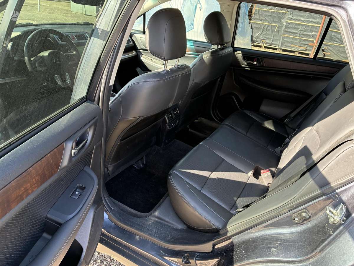 Subaru Outback 2015 — photo 14