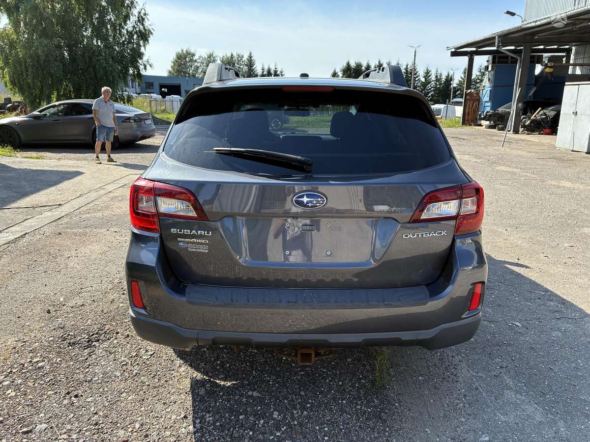 Subaru Outback 2015 — engine 2500 cm³