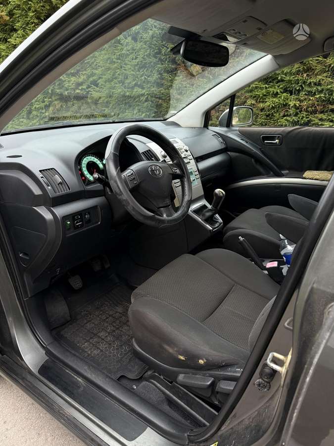 Toyota Corolla 2005 — photo 10