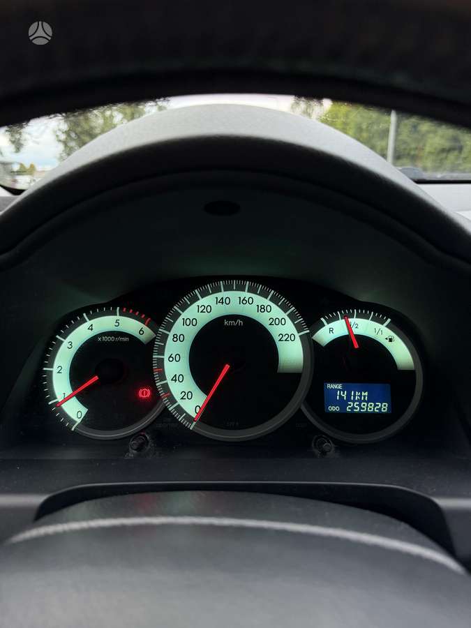 Toyota Corolla 2005 — photo 14