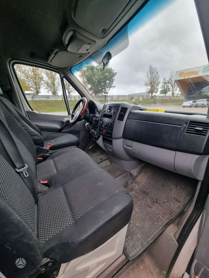 Volkswagen Crafter 2008 — photo 11