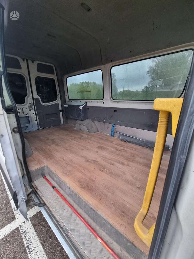 Volkswagen Crafter 2008 — photo 9