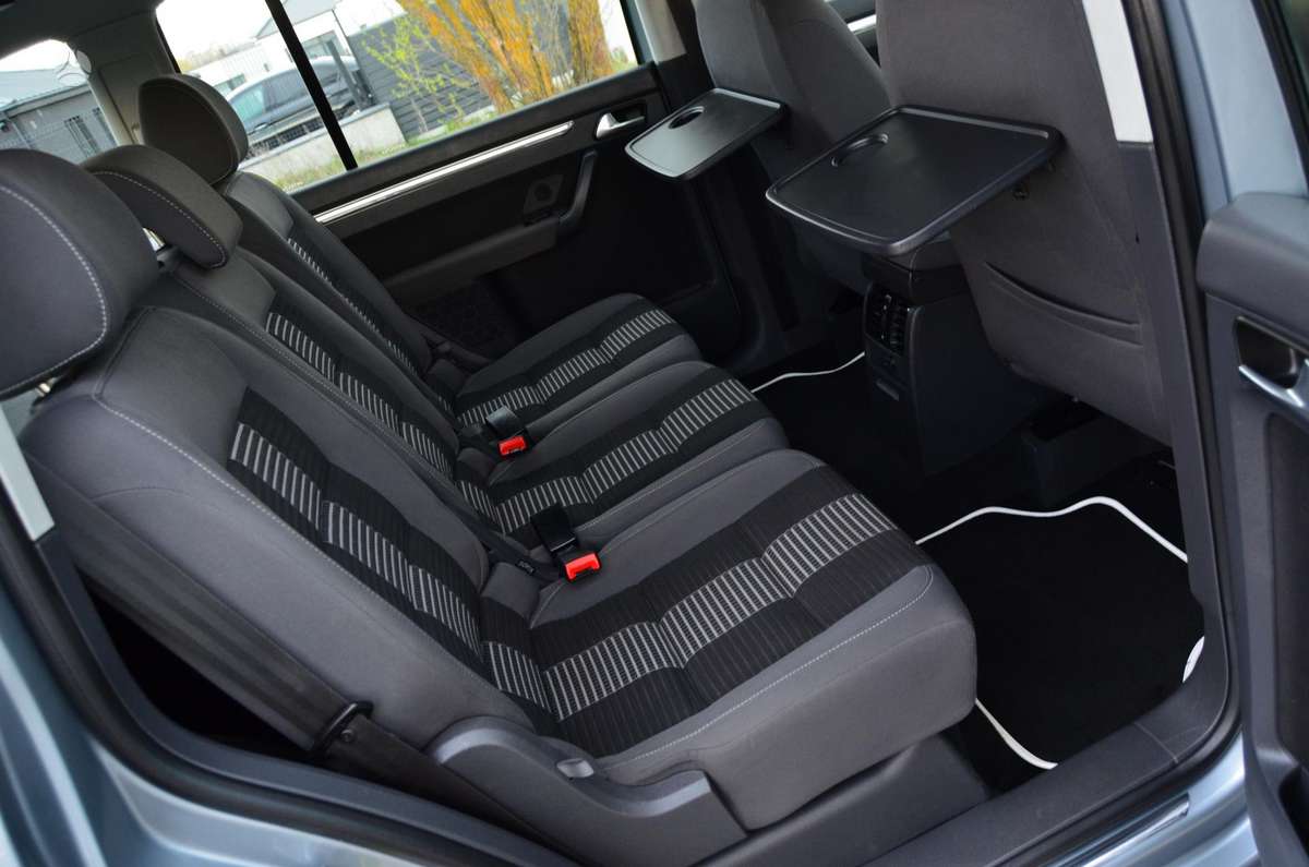 Volkswagen Touran 2009 — photo 36