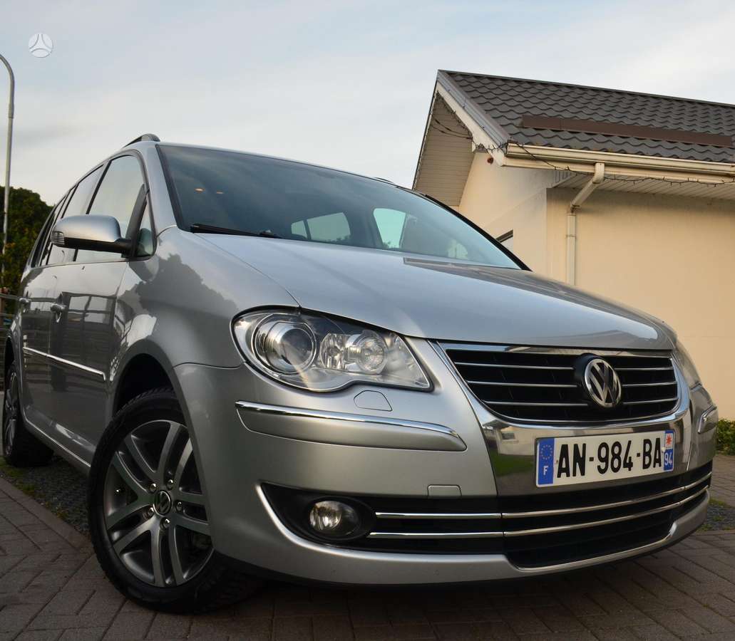 Volkswagen Touran 2009 — photo 7
