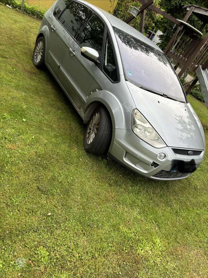 Ford S-MAX 2007 — rear view
