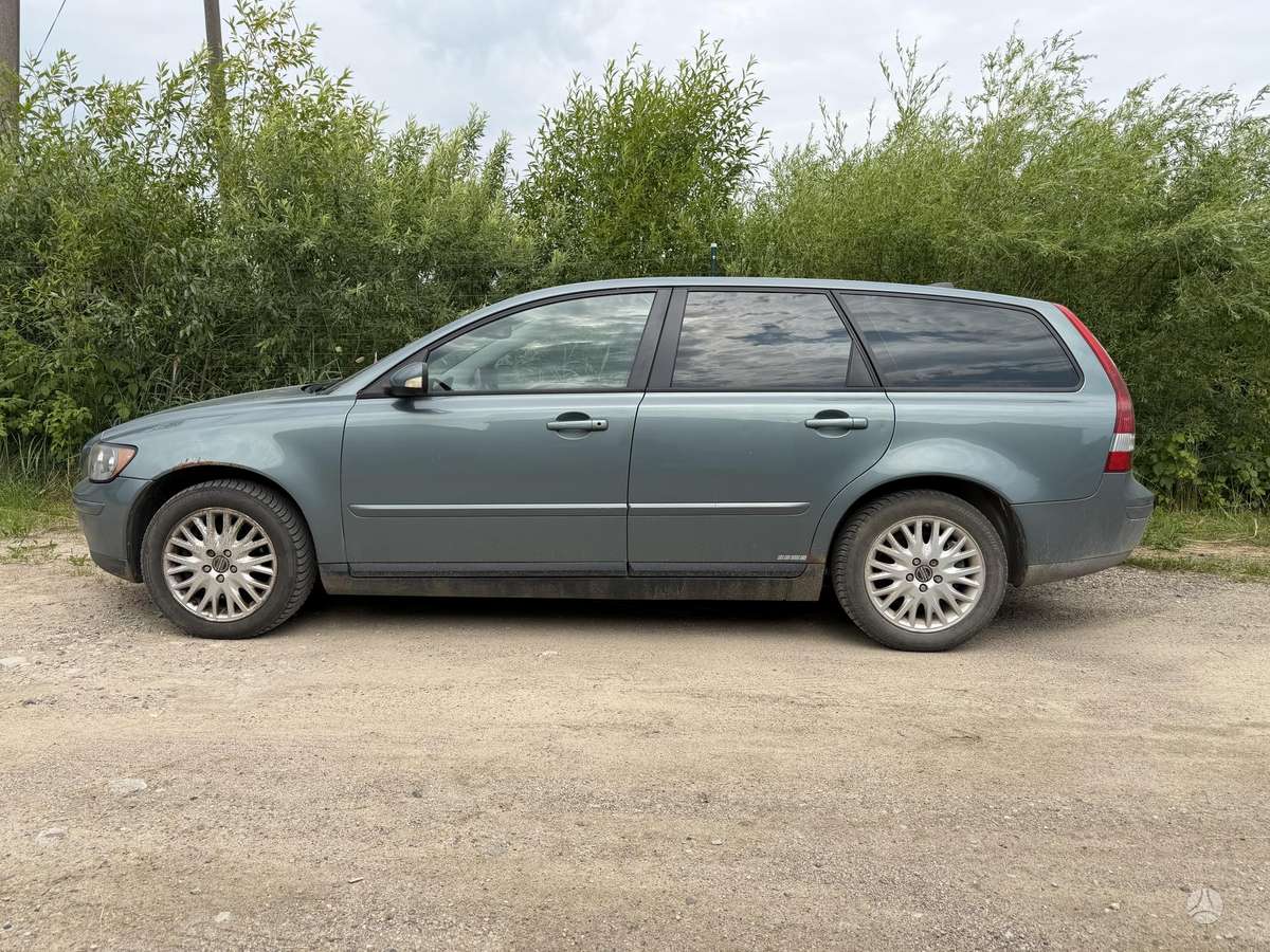 Volvo V50 2005 — photo 7