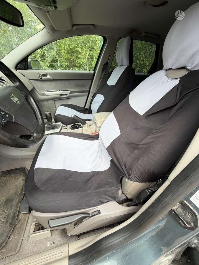 Volvo V50 2005 — photo 9