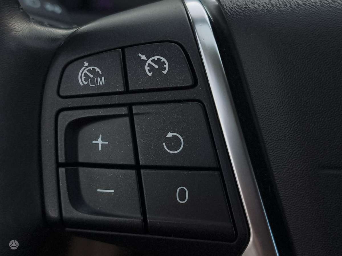 Volvo V60 2011 — photo 18