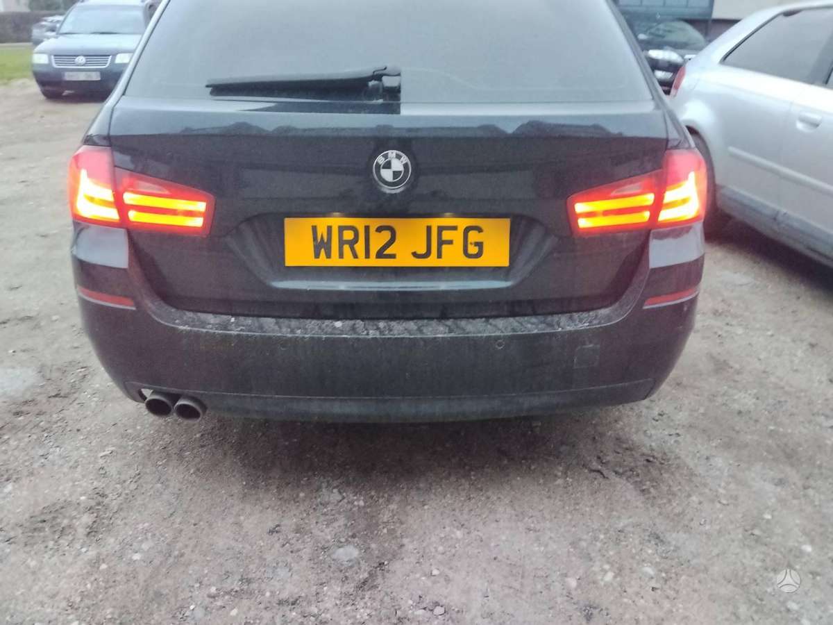 BMW 520 2012 — photo 16