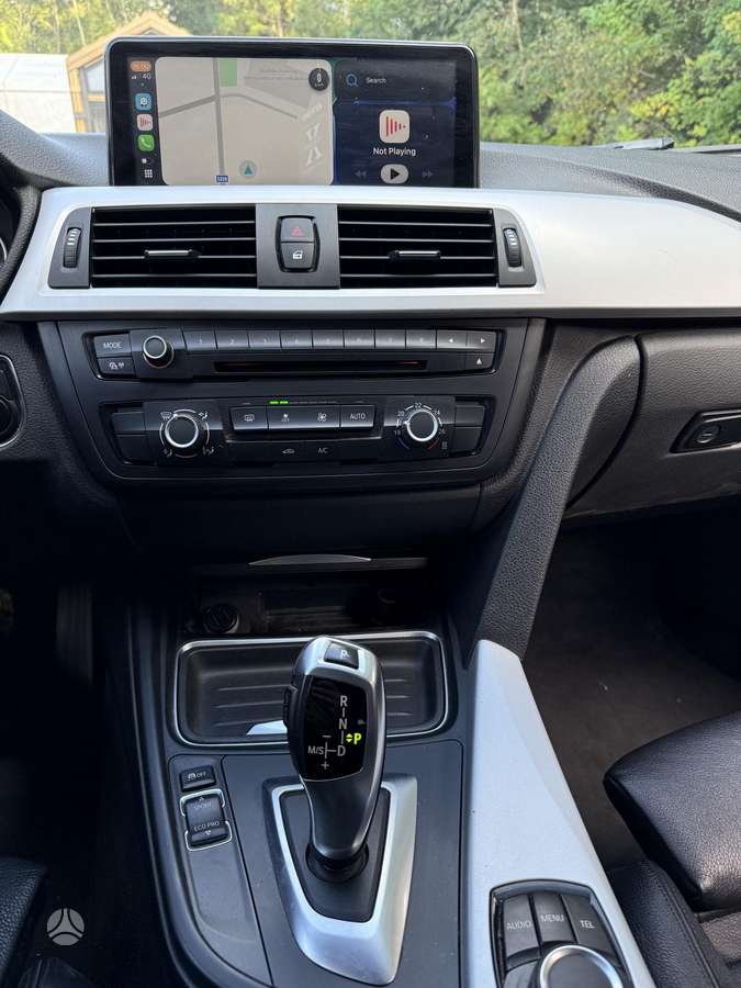 BMW 320 2012 — photo 10