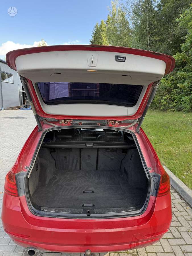 BMW 320 2012 — photo 7
