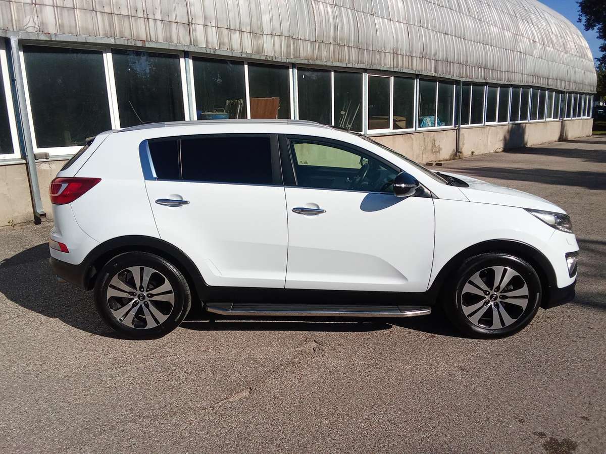 Kia Sportage 2012 — photo 14