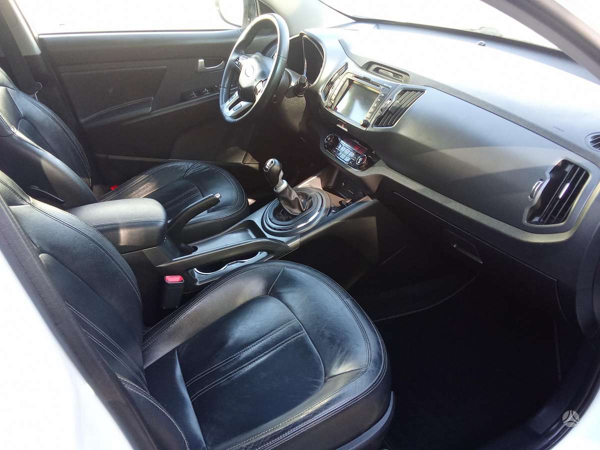 Kia Sportage 2012 — photo 19