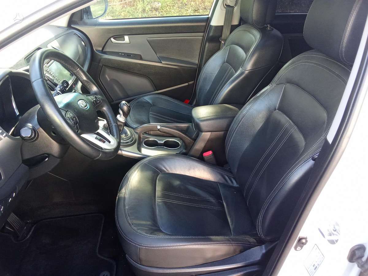 Kia Sportage 2012 — photo 21