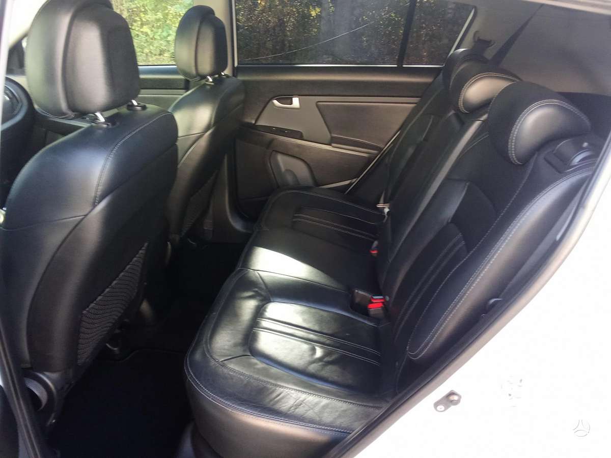 Kia Sportage 2012 — photo 23