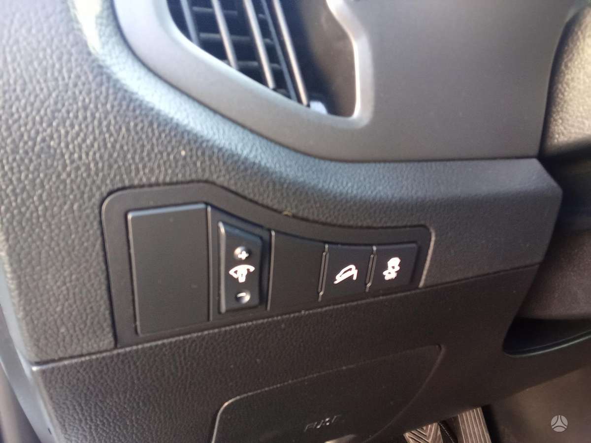 Kia Sportage 2012 — photo 26