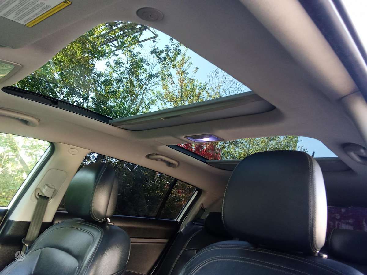 Kia Sportage 2012 — photo 31