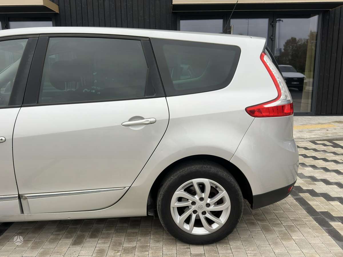 Renault Grand 2012 — photo 6
