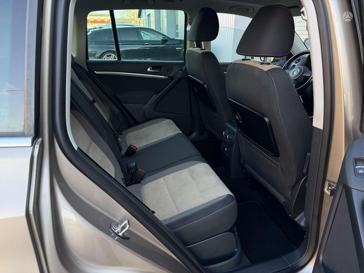Volkswagen Tiguan 2012 — photo 16