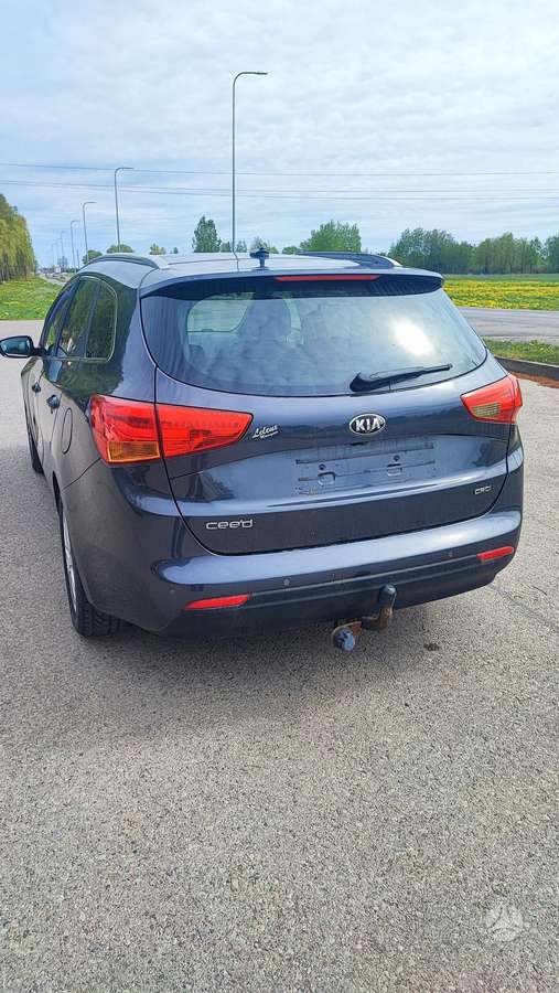 Kia Ceed 2013 — двигун 1582 cm³, 110 HP (81kW)