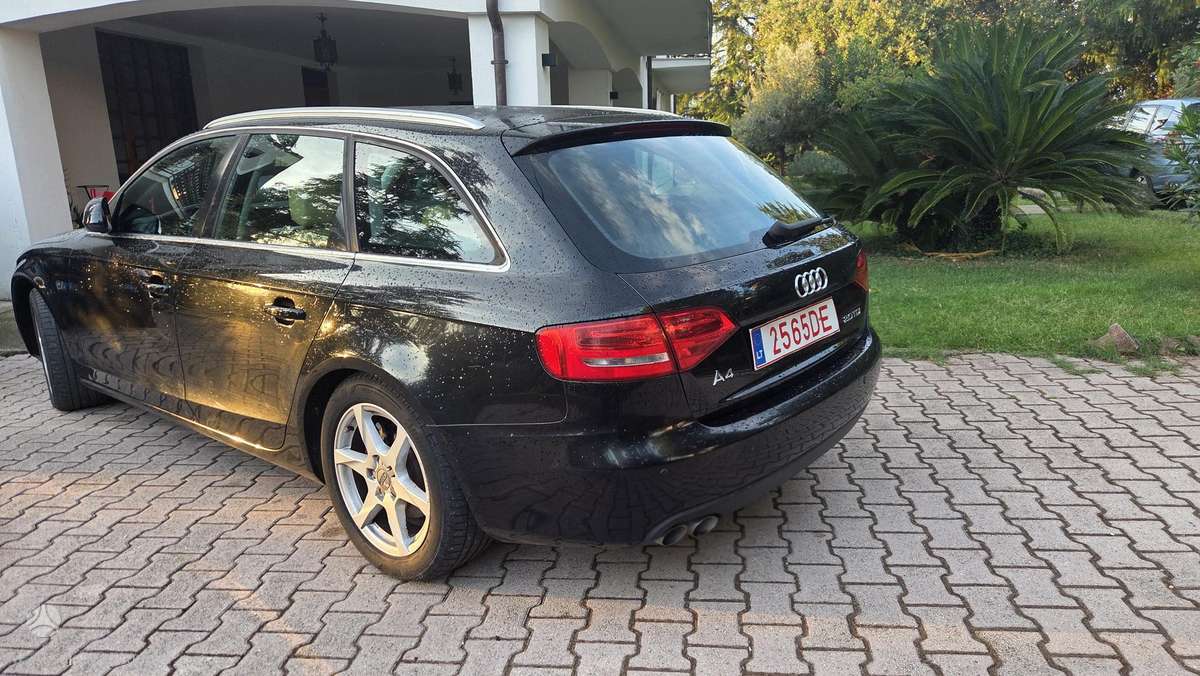 Audi A4 2008 — rear view