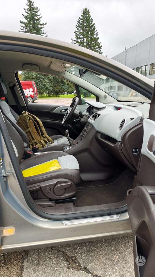 Opel Meriva 2010 — фото 15