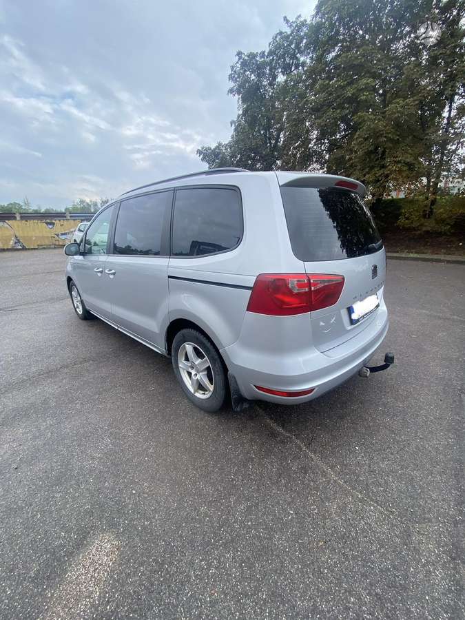 Seat Alhambra 2012 — interior