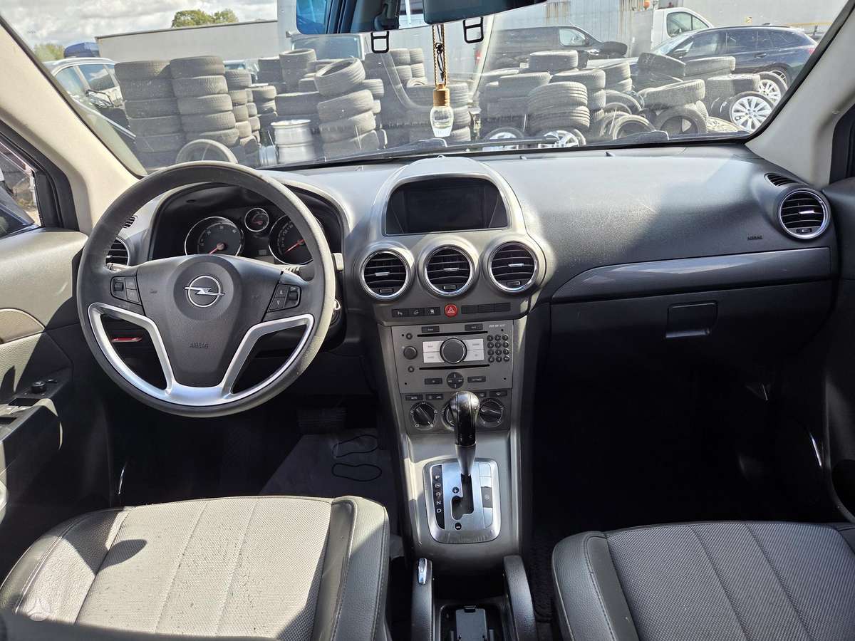 Opel Antara 2007 — photo 16