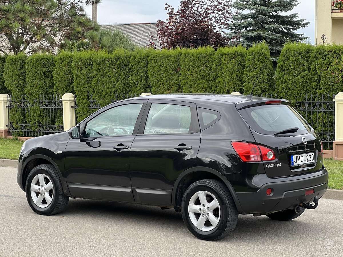 Nissan Qashqai 2008 — interior