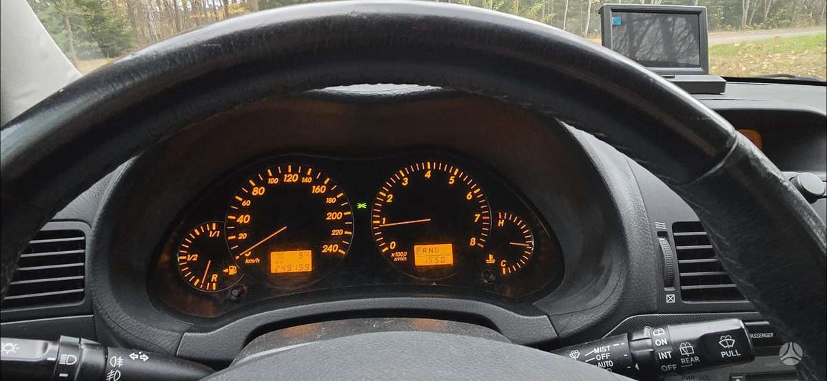 Toyota Avensis 2005 — photo 20