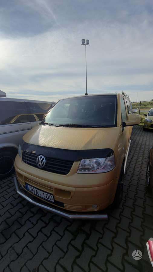 Volkswagen Transporter 2006 — rear view