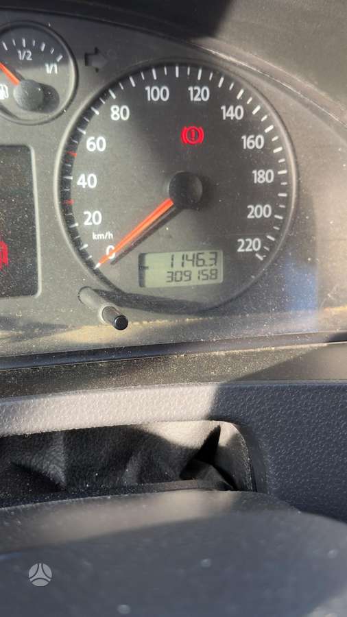 Volkswagen Transporter 2006 — photo 6