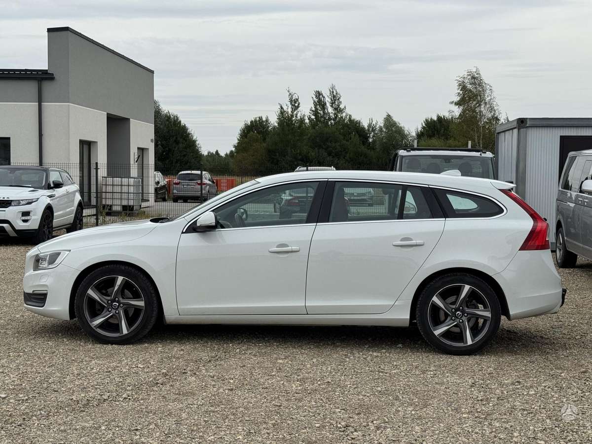 Volvo V60 2014 — photo 5