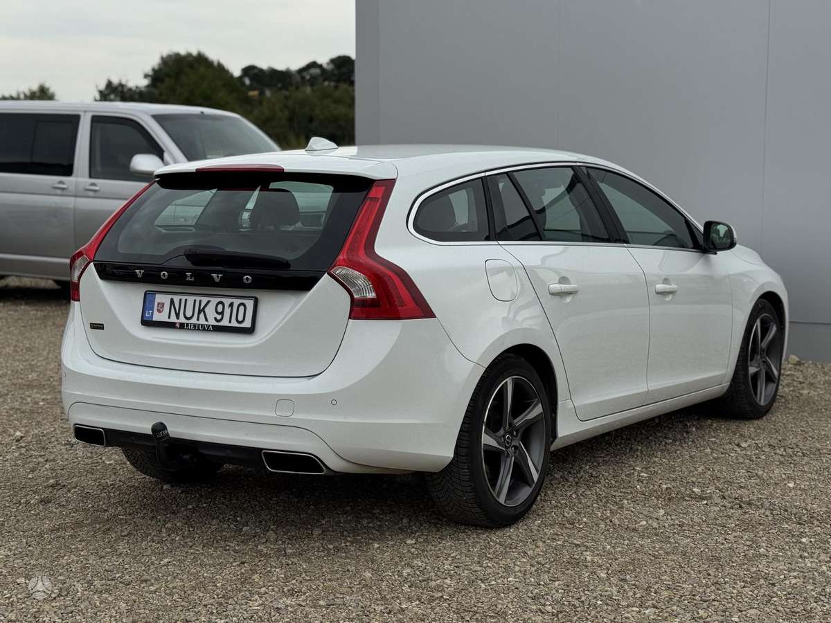 Volvo V60 2014 — photo 6