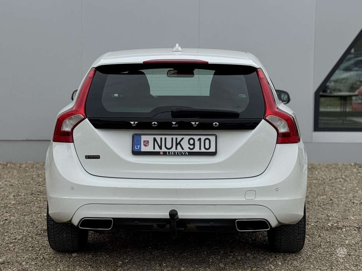 Volvo V60 2014 — photo 7