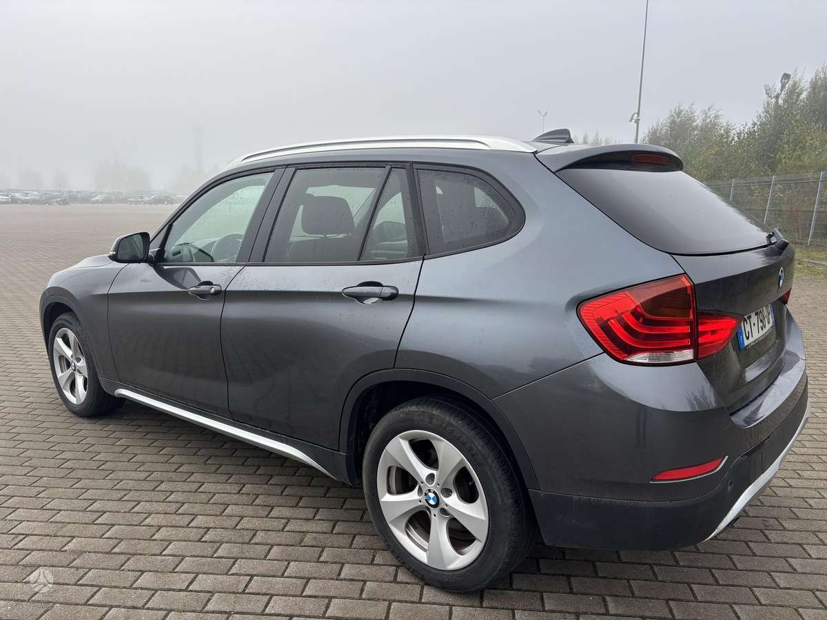 BMW X1 2013 — photo 11