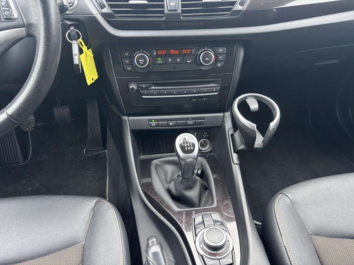 BMW X1 2013 — photo 15
