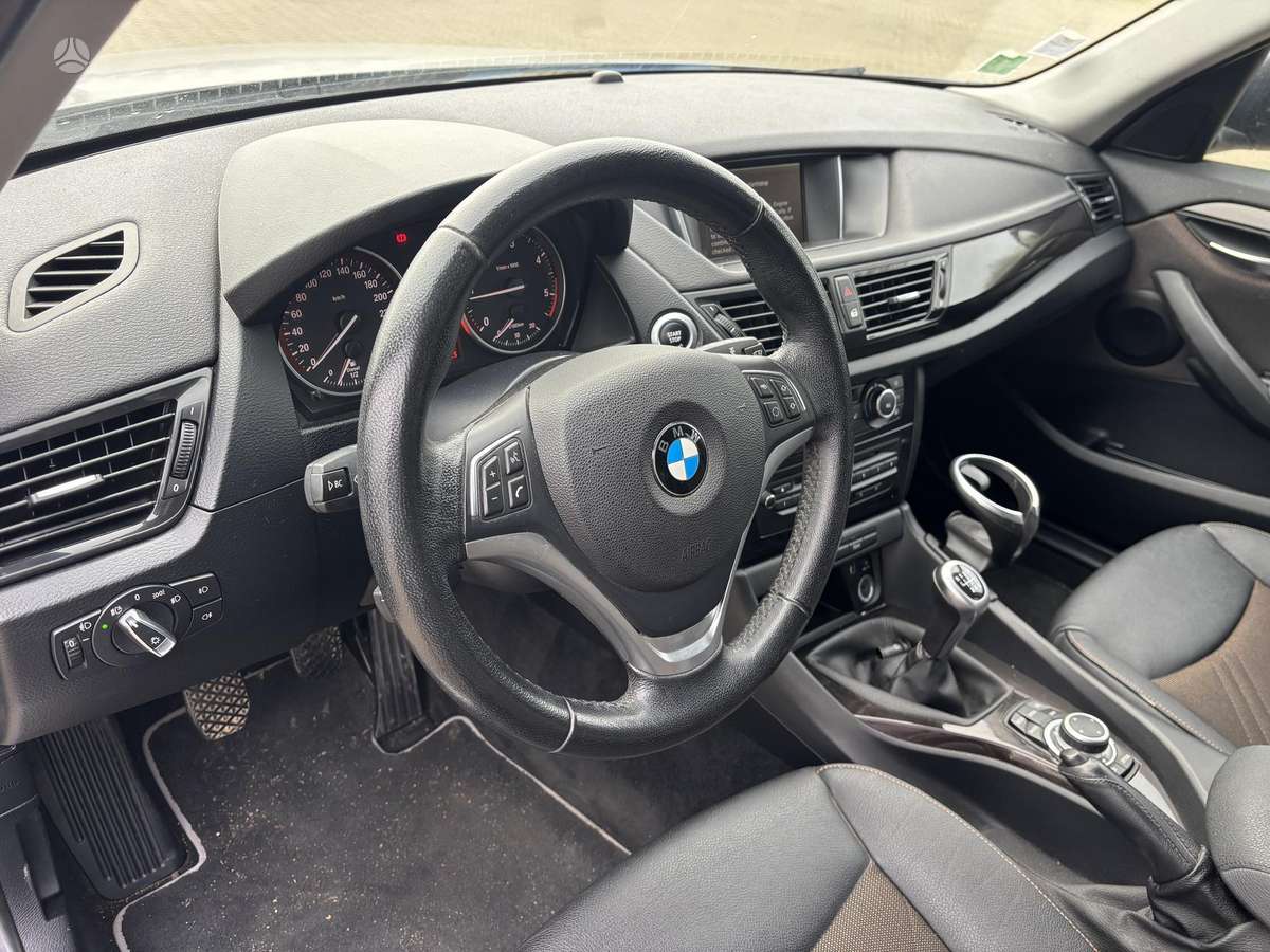 BMW X1 2013 — photo 19