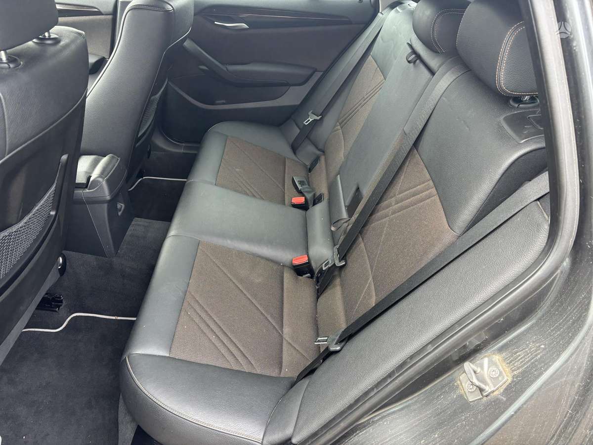 BMW X1 2013 — photo 21