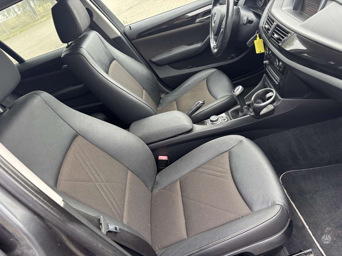 BMW X1 2013 — photo 22