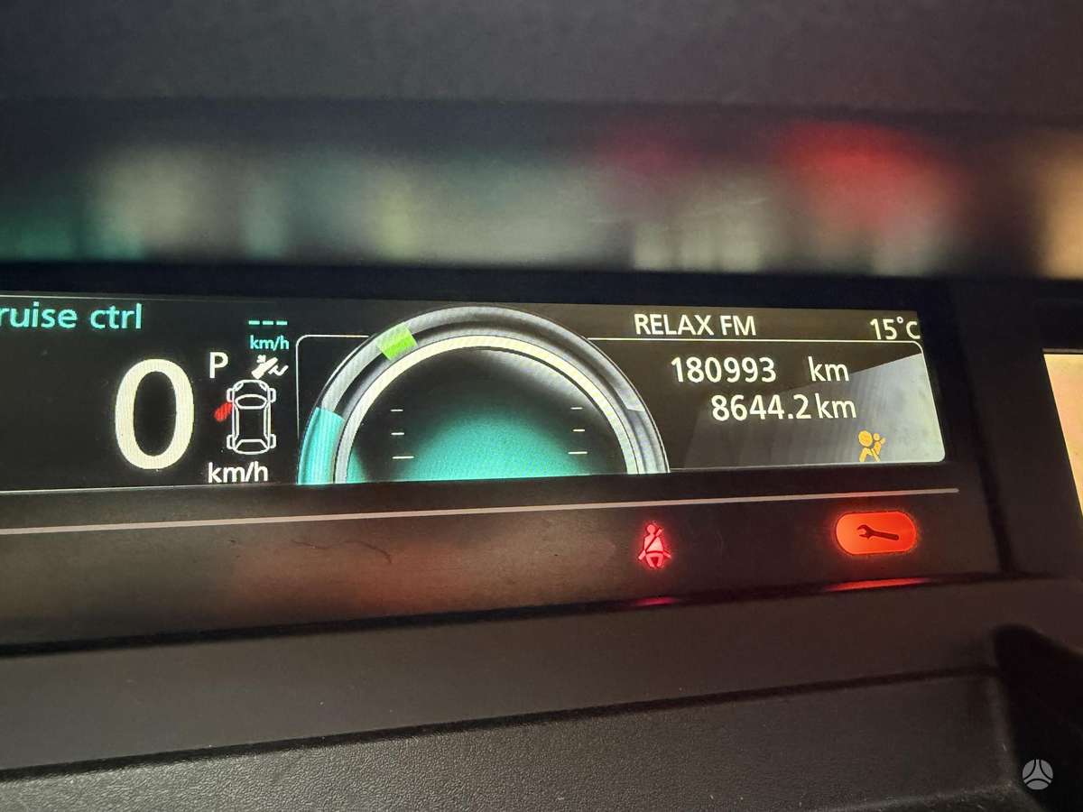 Renault Scenic 2013 — photo 15