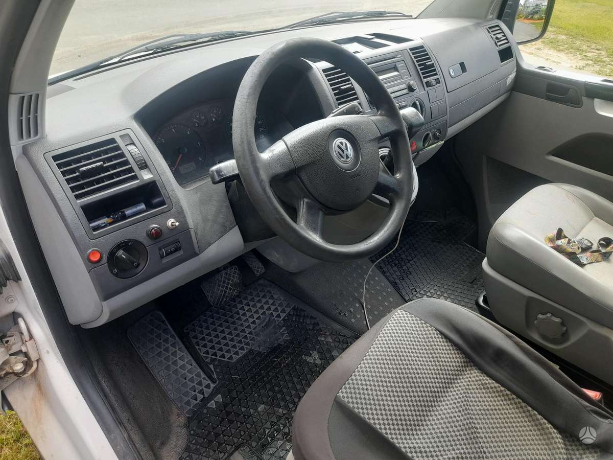 Volkswagen Transporter 2008 — photo 5