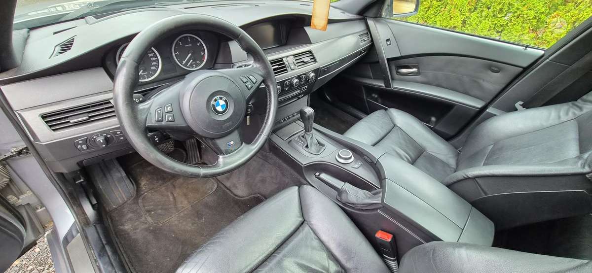 BMW 530 2005 — photo 12