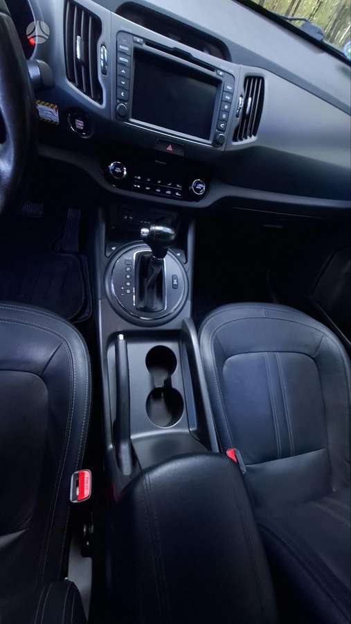 Kia Sportage 2012 — фото 11