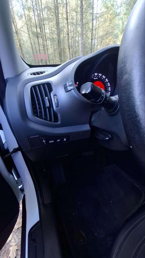 Kia Sportage 2012 — фото 15