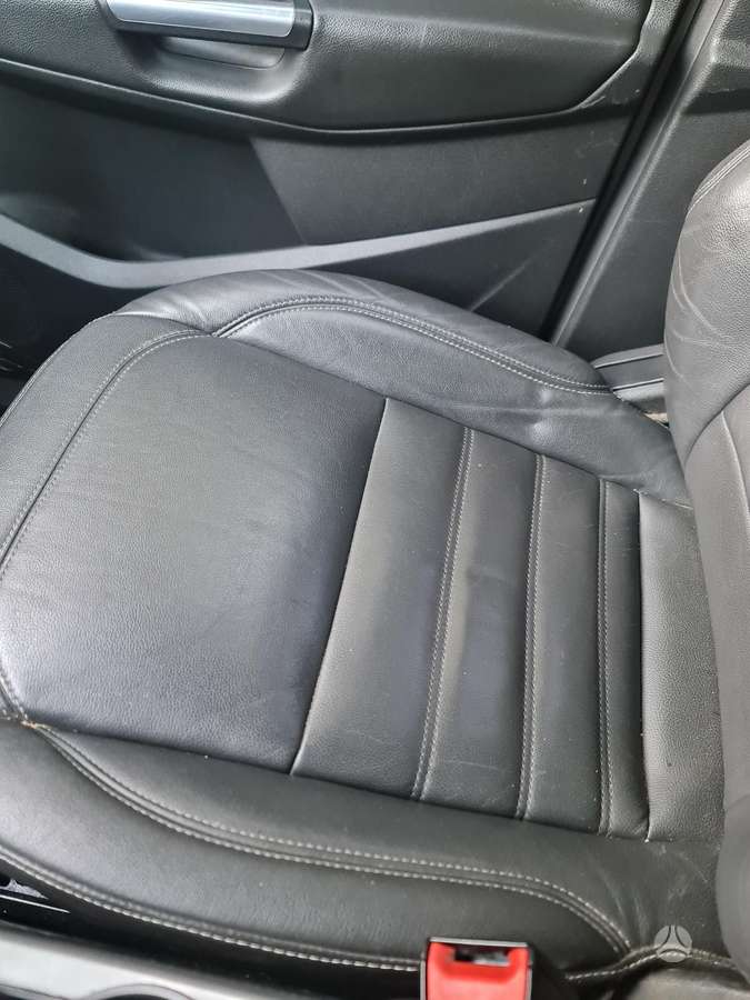 Ford Escape 2015 — фото 11